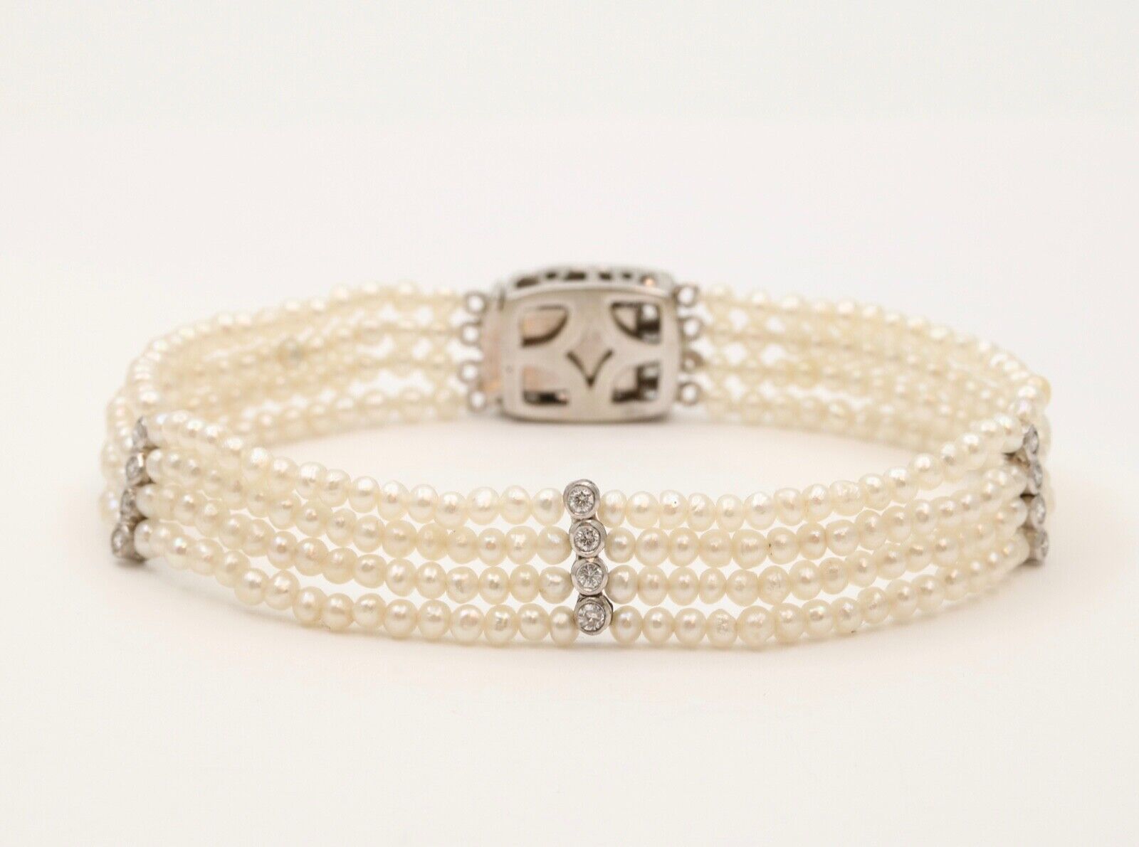 Vintage 14K Gold DIamond Clasp Beaded Pearl Bracelet