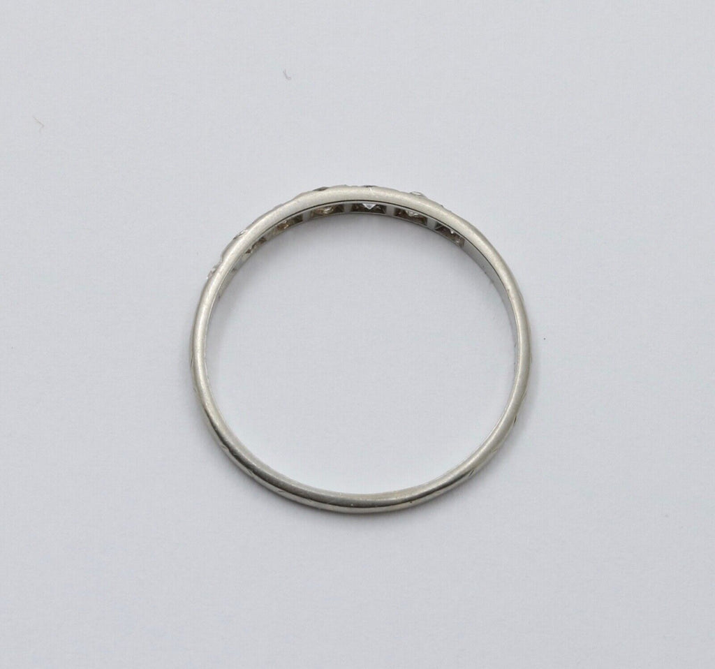 Art Deco 18K White Gold Diamond Ring