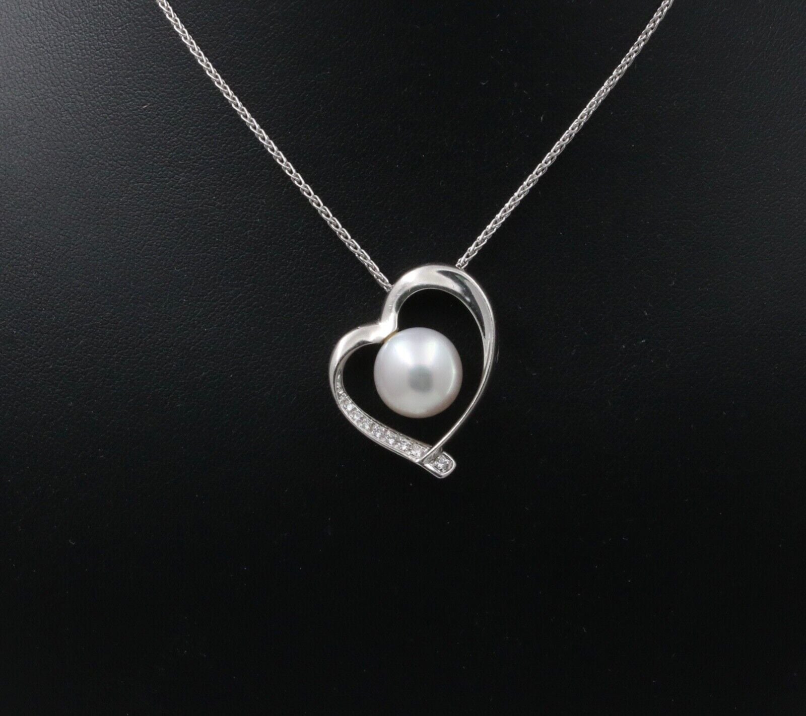Vintage South Sea Pearl Diamonds 18K White Gold Pendant and Chain