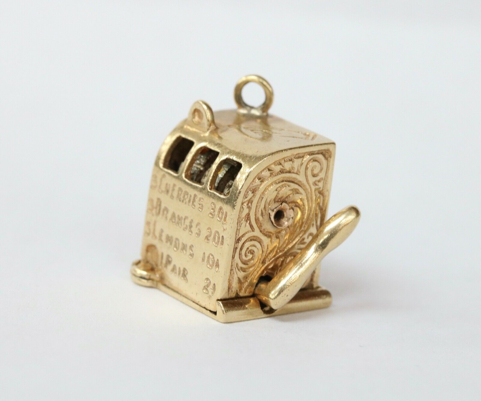 Vintage 14K Yellow Gold Movable Slot Machine Charm Pendant