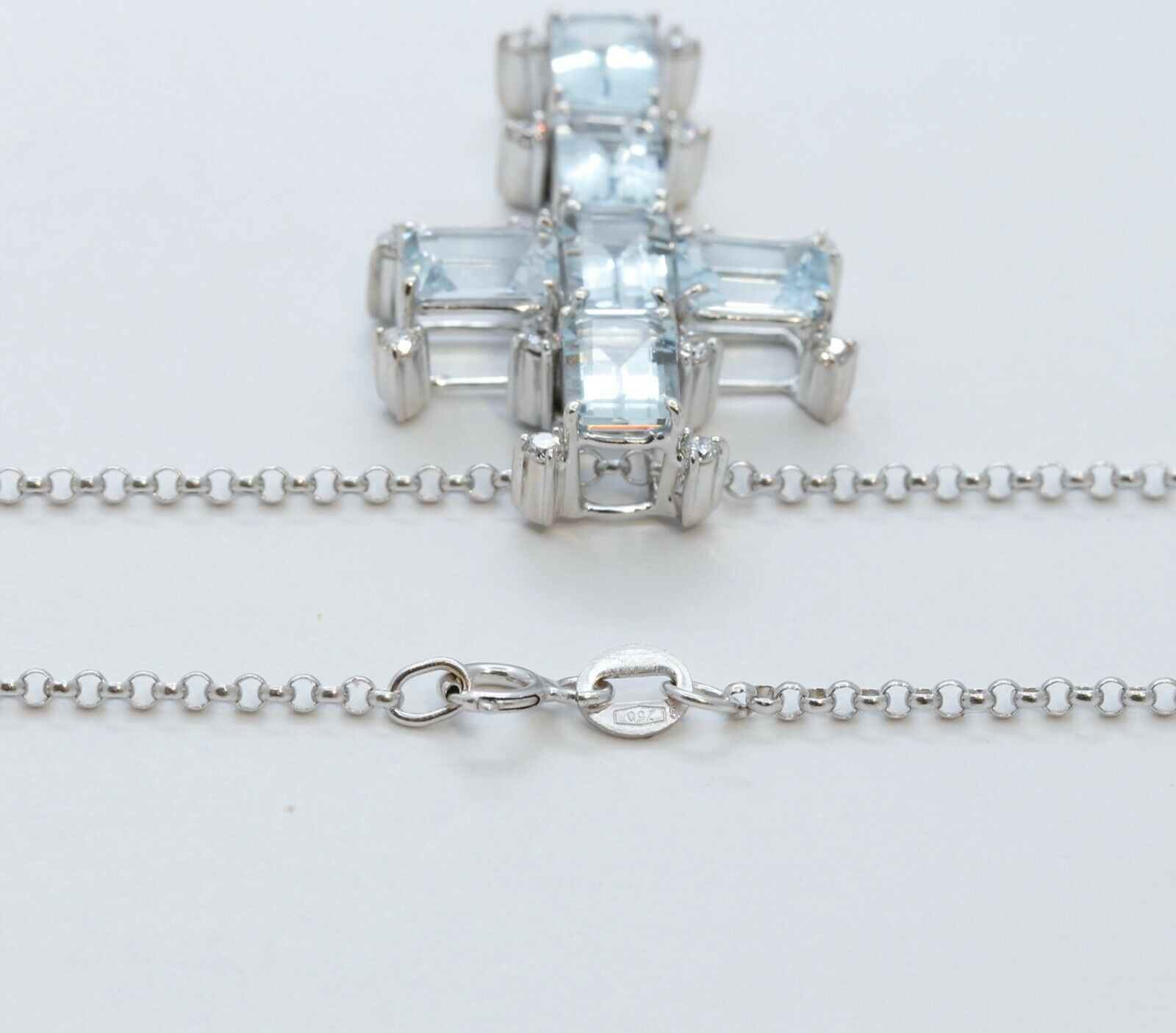 Vintage Ladies Aquamarine Diamonds 18K White Gold Cross and Chain