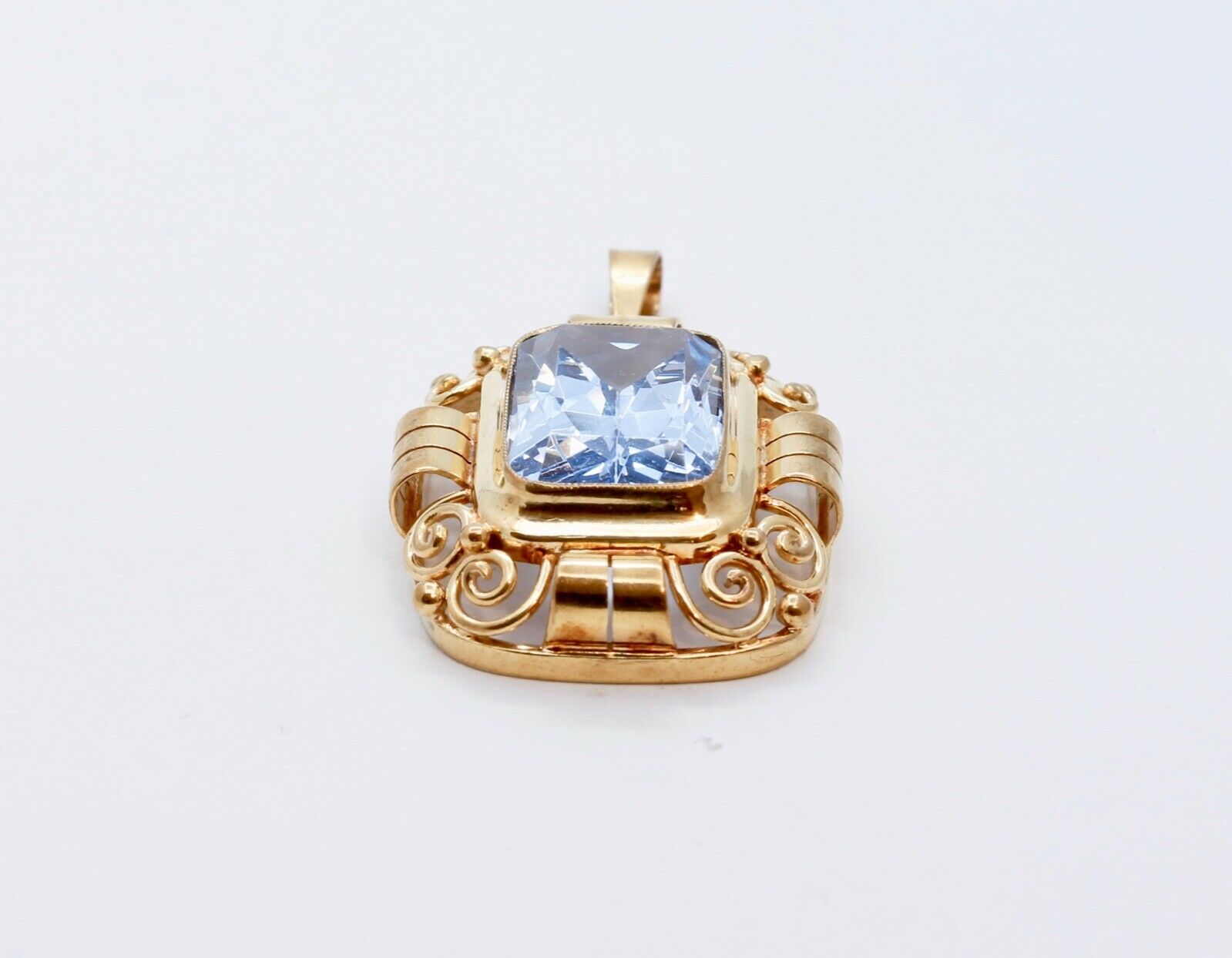 Mid Century Emerald Cut Topaz 9K Yellow Gold Pendant