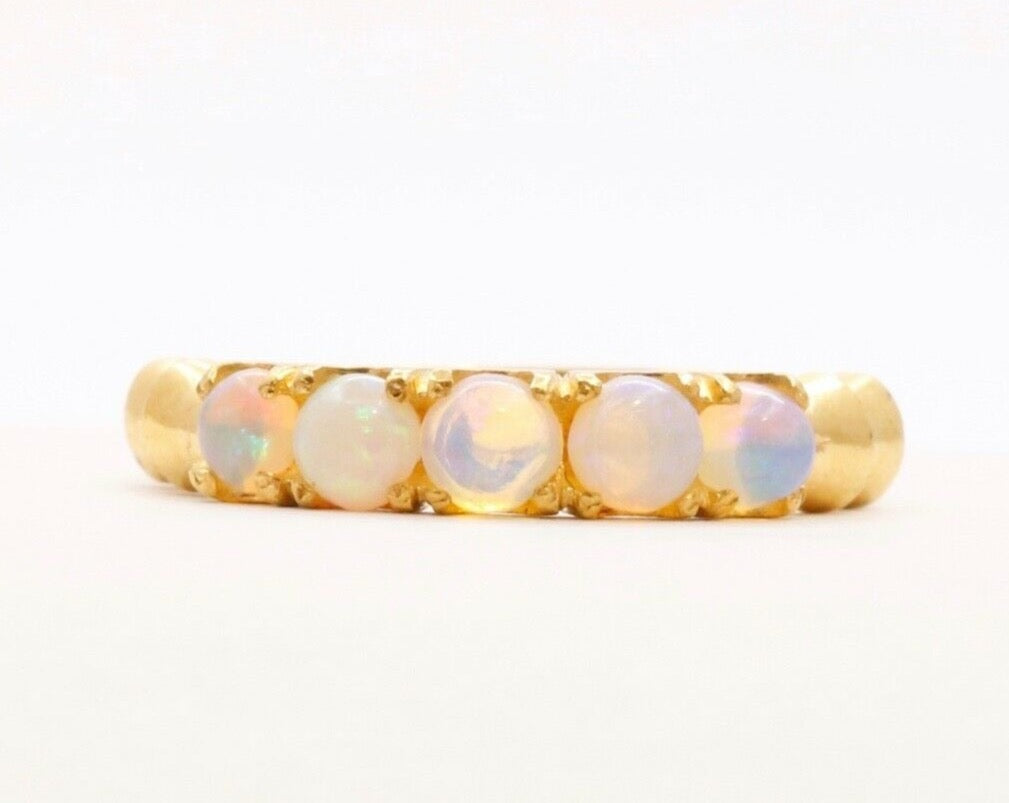Vintage Ladies Natural Opals 22K Yellow Gold Ring