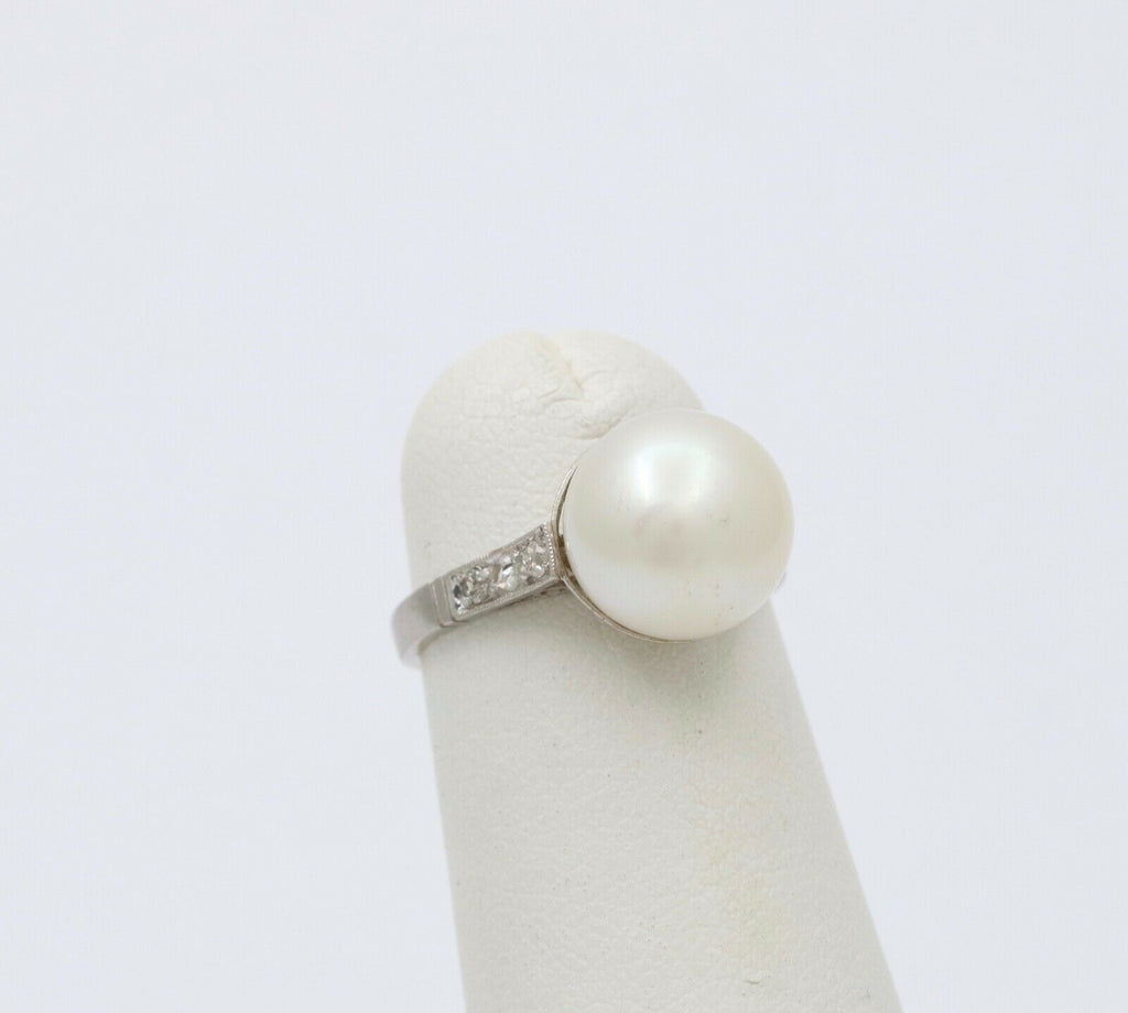 Art Deco Pearl Old Cut Diamonds Platinum Ring