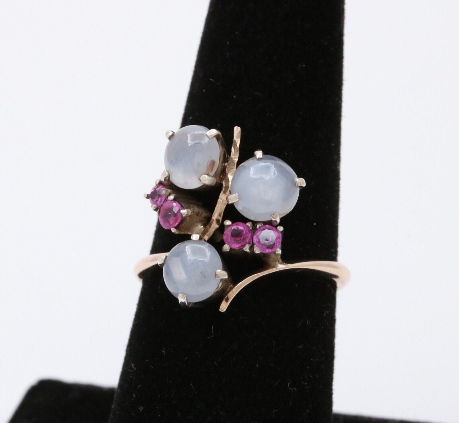 Vintage Retro 14K Star Sapphire And Ruby Bypass Ring