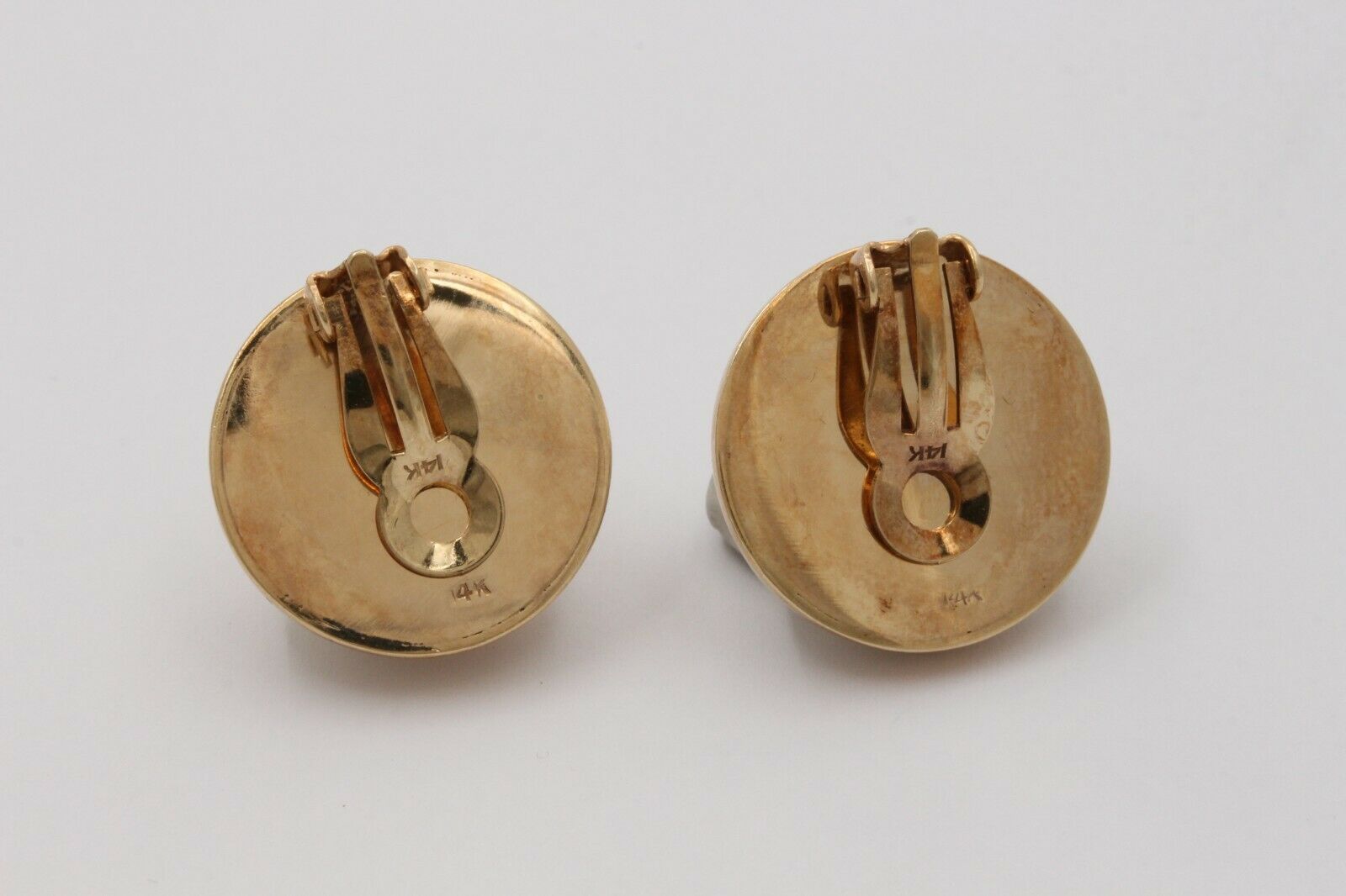 Vintage Italian Angle Skin Coral Button 14K Yellow Gold Dome Clip Earrings.