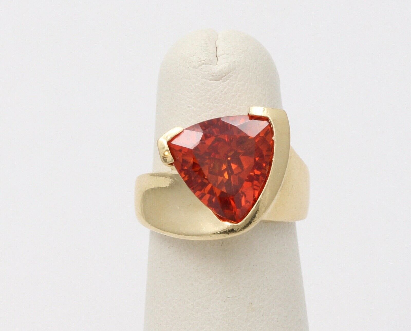 Vintage Trillion Cut Spessartine Garnet 14K Yellow Gold Ring