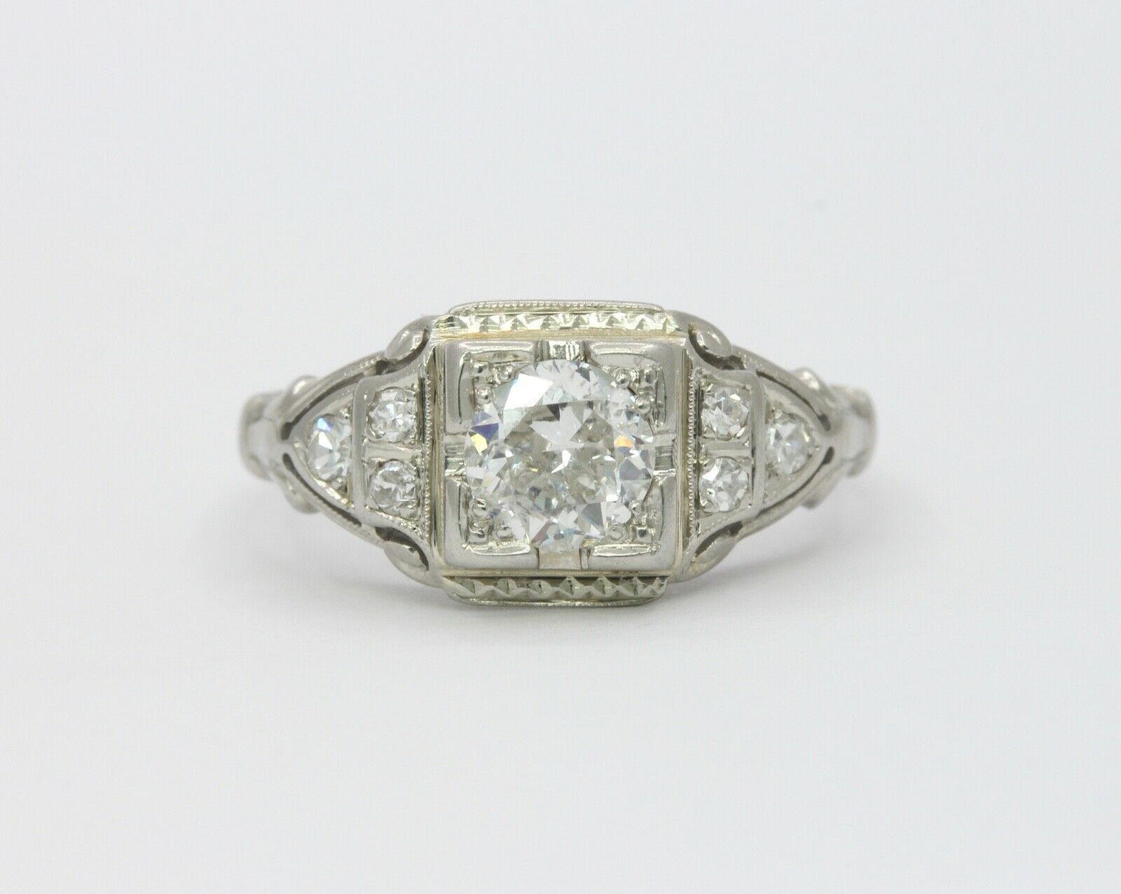 Art Deco Ladies Diamonds Platinum Ring