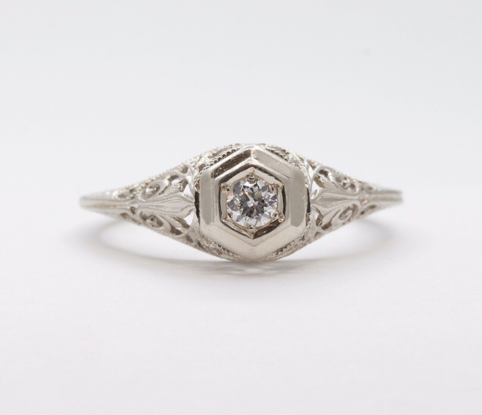 Art Deco Ladies Geometric Diamond 18K White Gold Ring