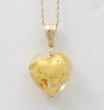 Load image into Gallery viewer, Vintage 14K Yellow Gold Murano Venetian Glass Heart Charm Pendant.
