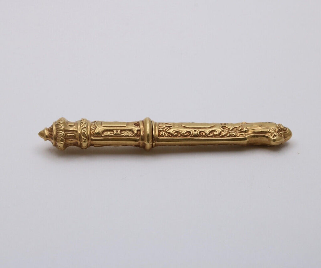 Victorian Repousse 18K Yellow Gold Needle Case