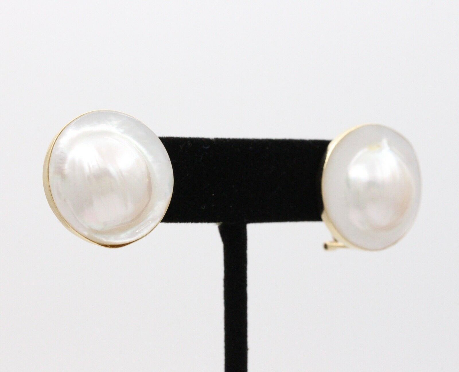 Vintage Mabe Pearl 14K Yellow Gold Earrings
