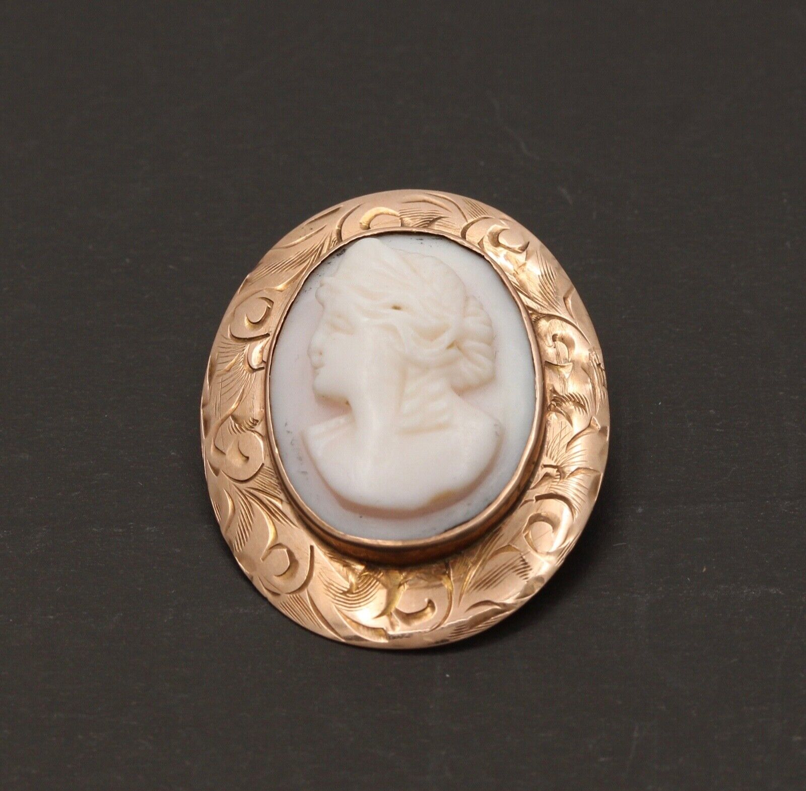 Victorian Angel Skin Coral Portrait 10K Yellow Gold Brooch Pin