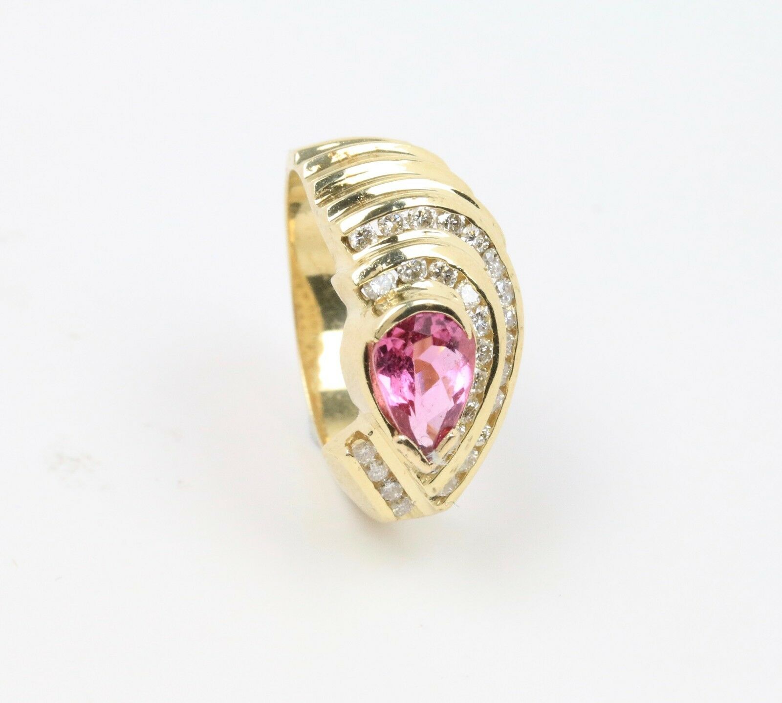 Vintage 14K Yellow Gold Pink Sapphire and Diamond Ring