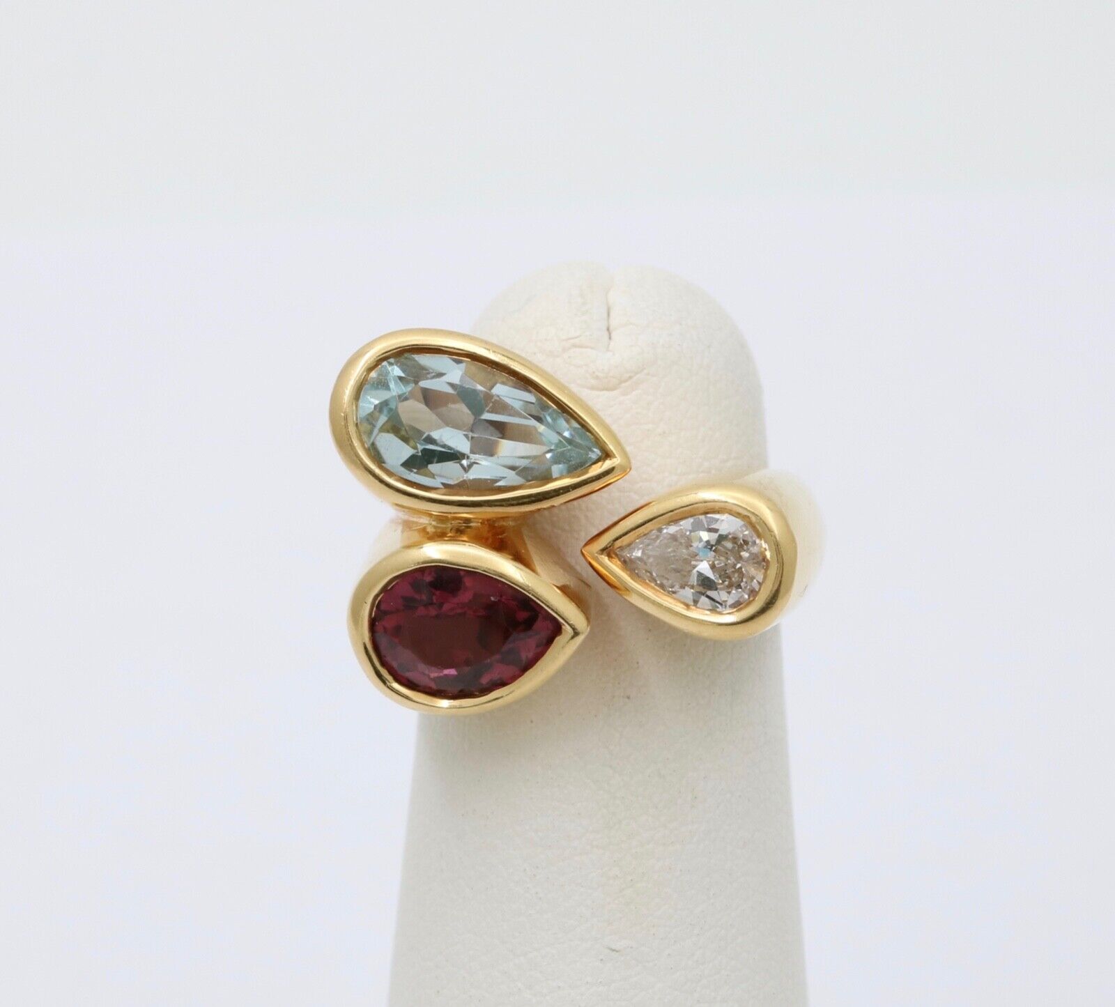 Vintage Geometric Diamond Aquamarine Tourmaline 18K Yellow Gold Ring