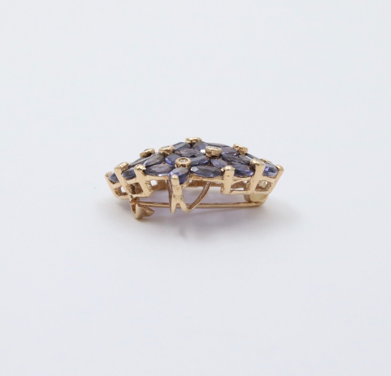 Vintage Tanzanite Diamonds 10K Yellow Gold  Hydrangea Pendant Brooch Pin