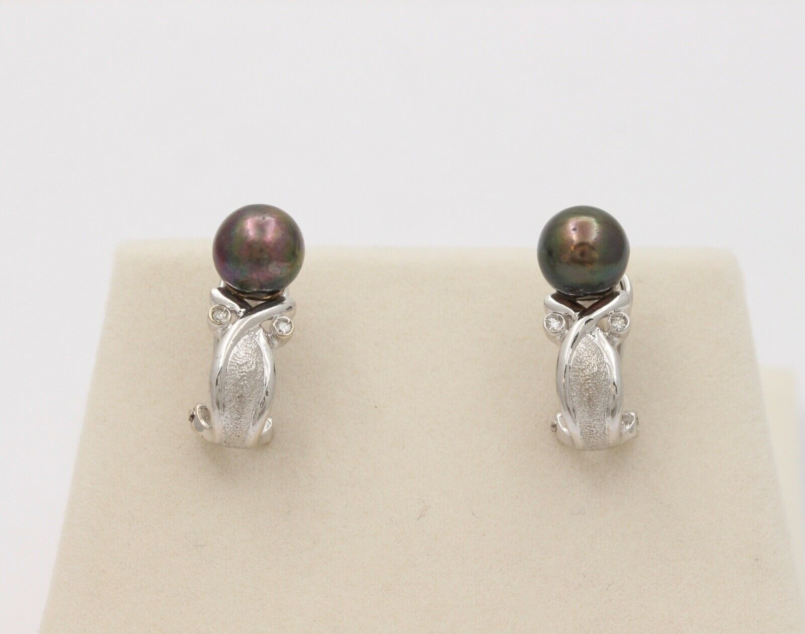 Vintage Tahitian Black Pearls Diamonds 14K White Gold Earrings