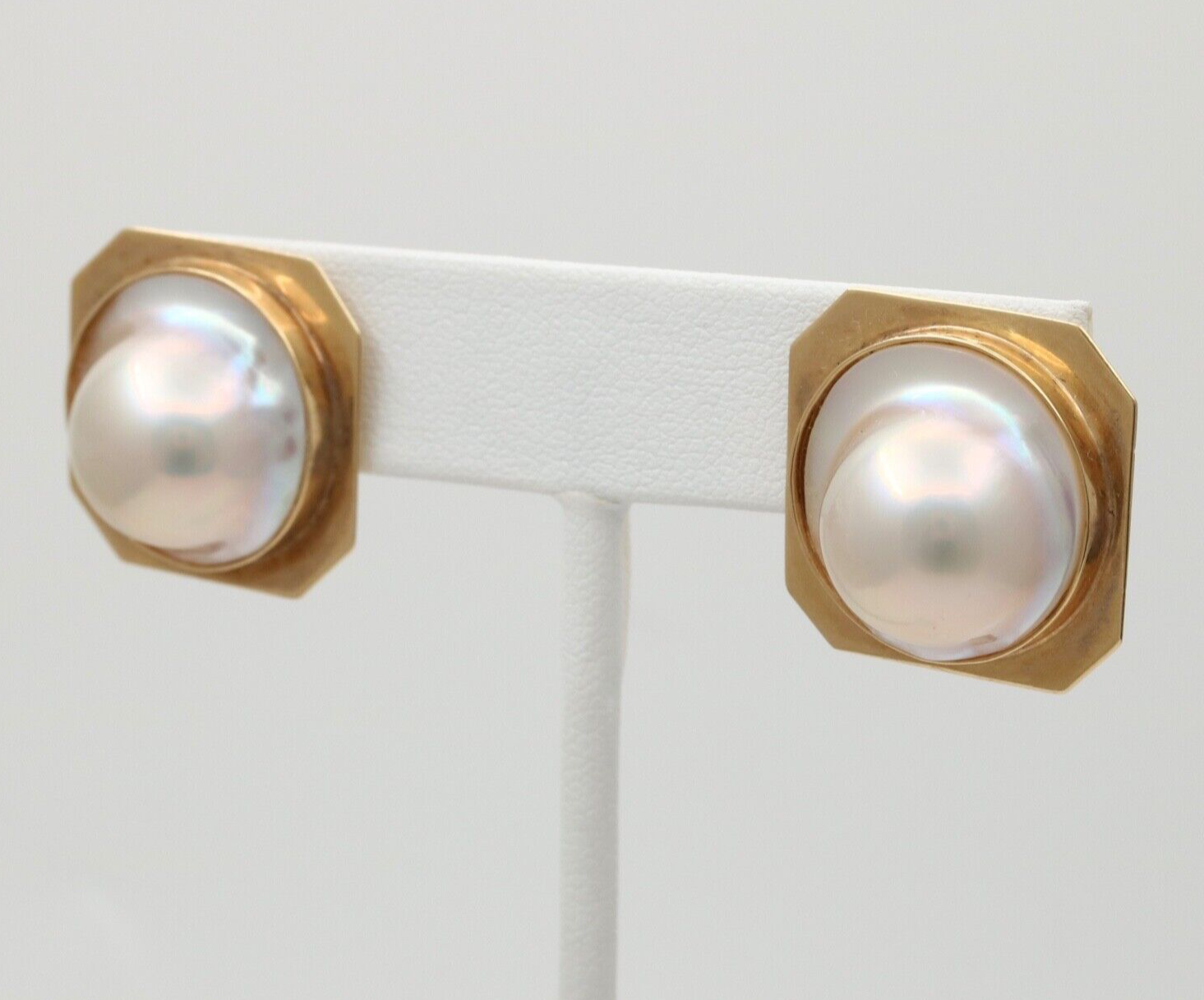 Vintage 14K Gold Large 25mm Mabe Pearl Clip On Earrings