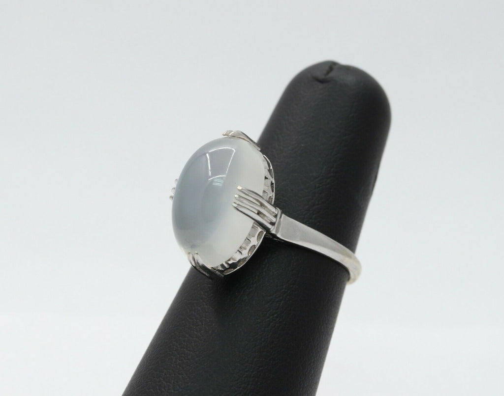 Vintage Solitaire Moon Stone Ring