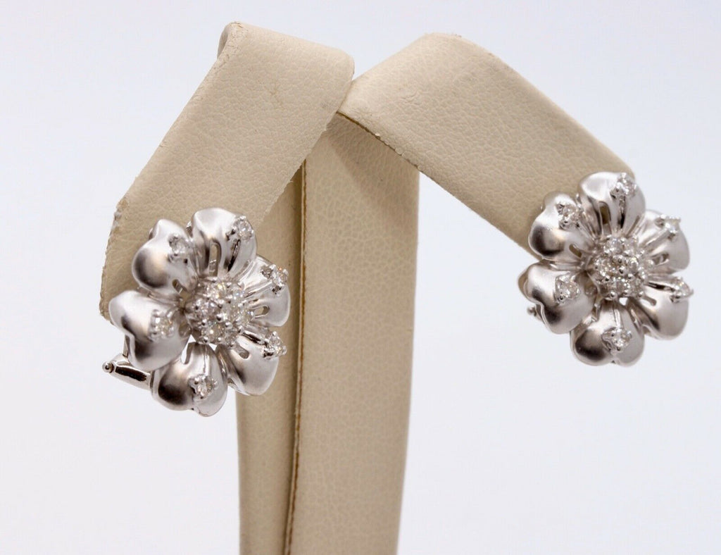 Lovely Vintage Summer 14K White Gold Diamonds Earrings