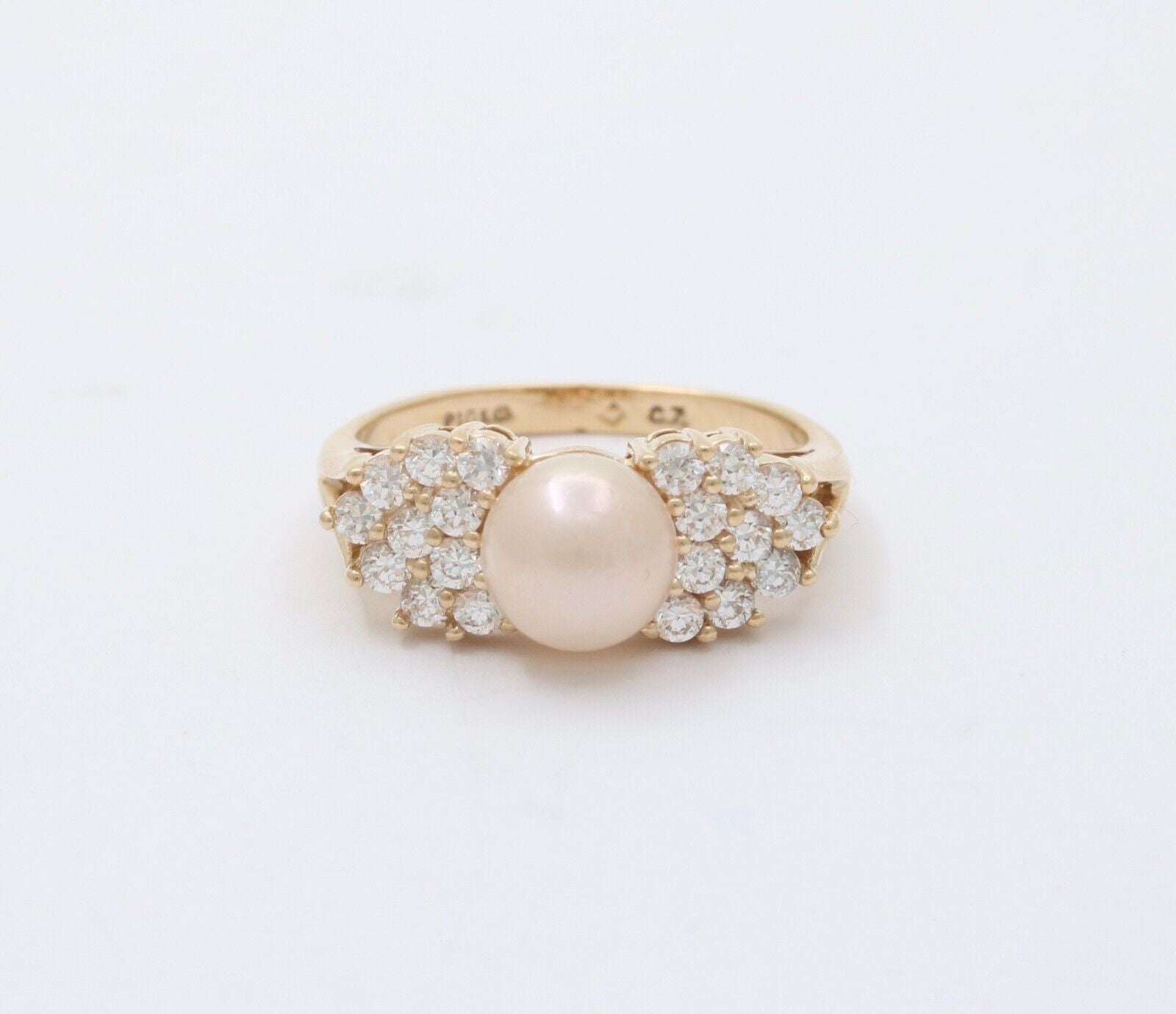Vintage 10K Gold Pearl Cocktail Ring.