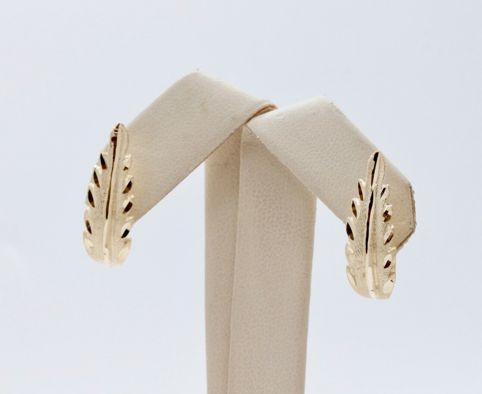 Vintage 14K Yellow Gold Leaf Earrings