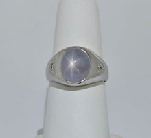 Load image into Gallery viewer, Vintage Star Sapphire Diamonds 14K White Gold Ring
