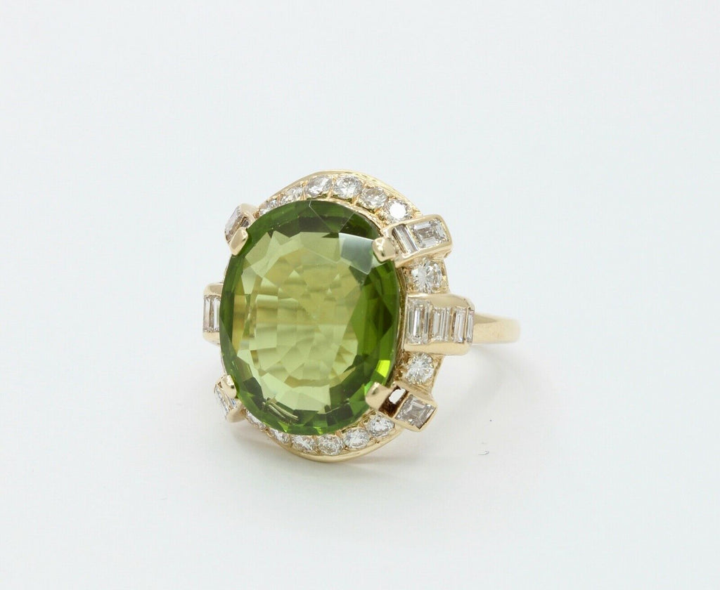 Vintage Ladies Large Peridot Diamonds 18K Yellow Gold Ring