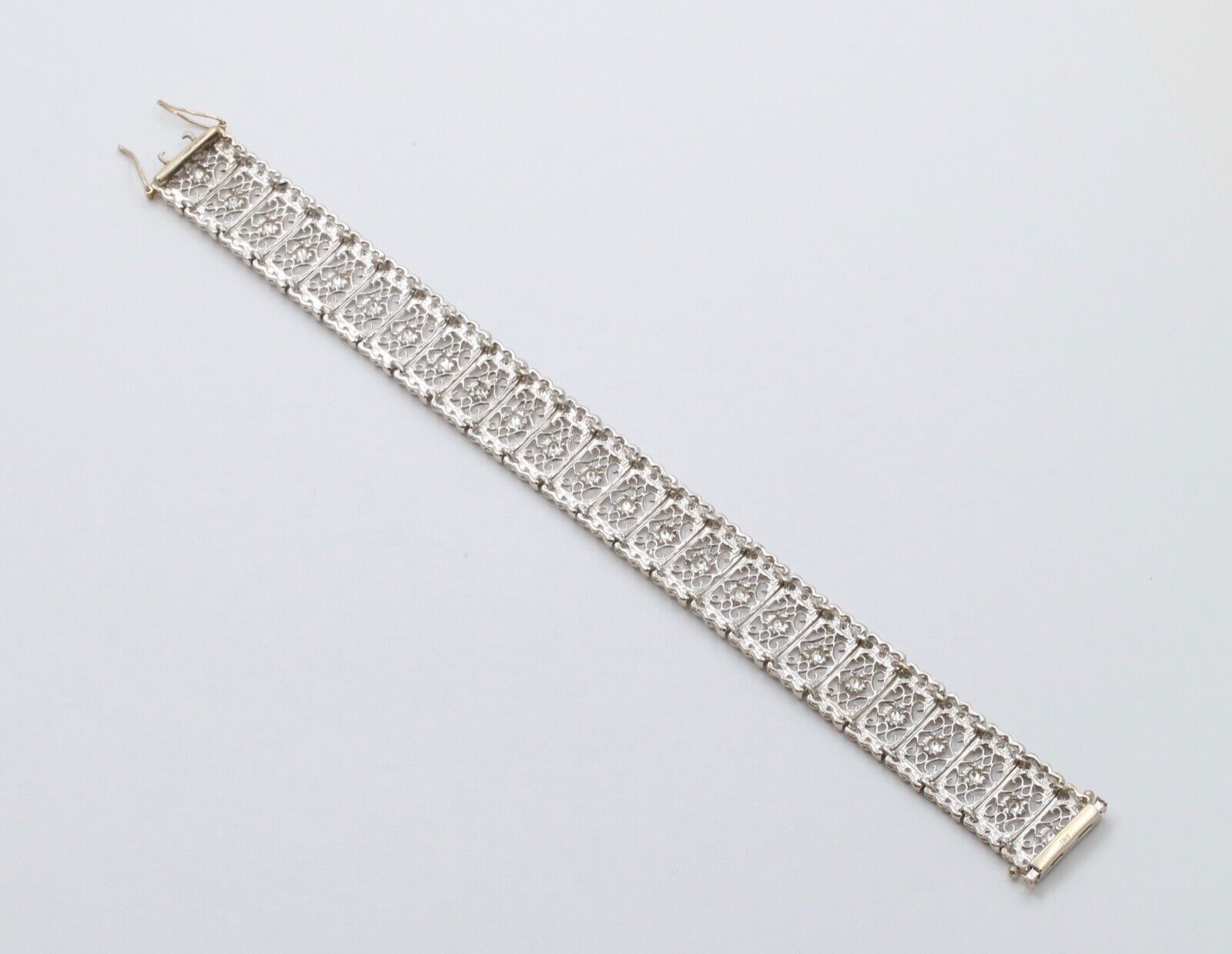 Art Deco Diamond 18K White Gold Filagree Bracelet