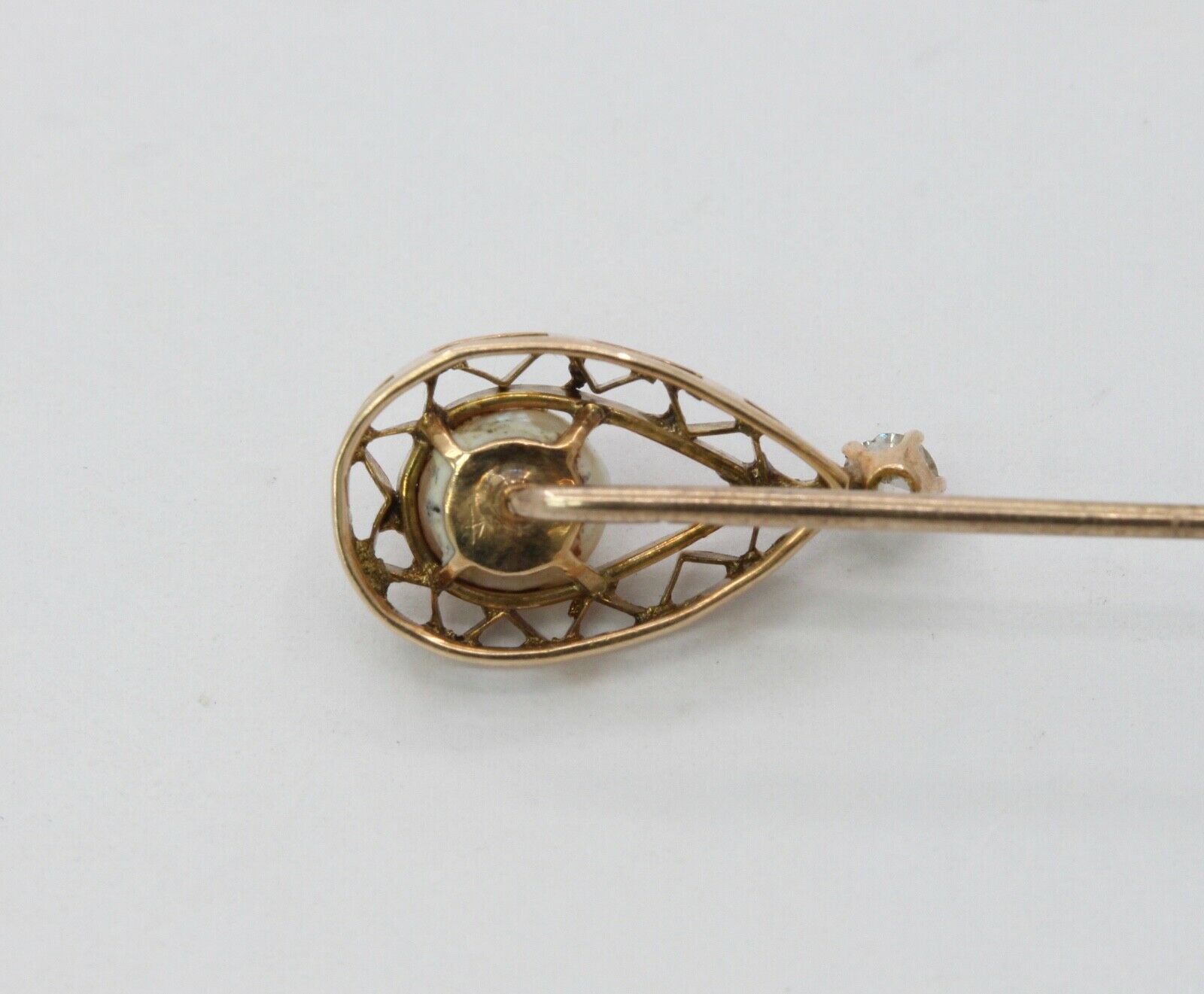 Victorian Ladies 14K Yellow Gold Pearl Diamond Stick Pin