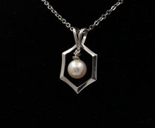 Load image into Gallery viewer, Estate 14K White Gold 6.5 mm Pearl Pendant, Bridal Jewelry.
