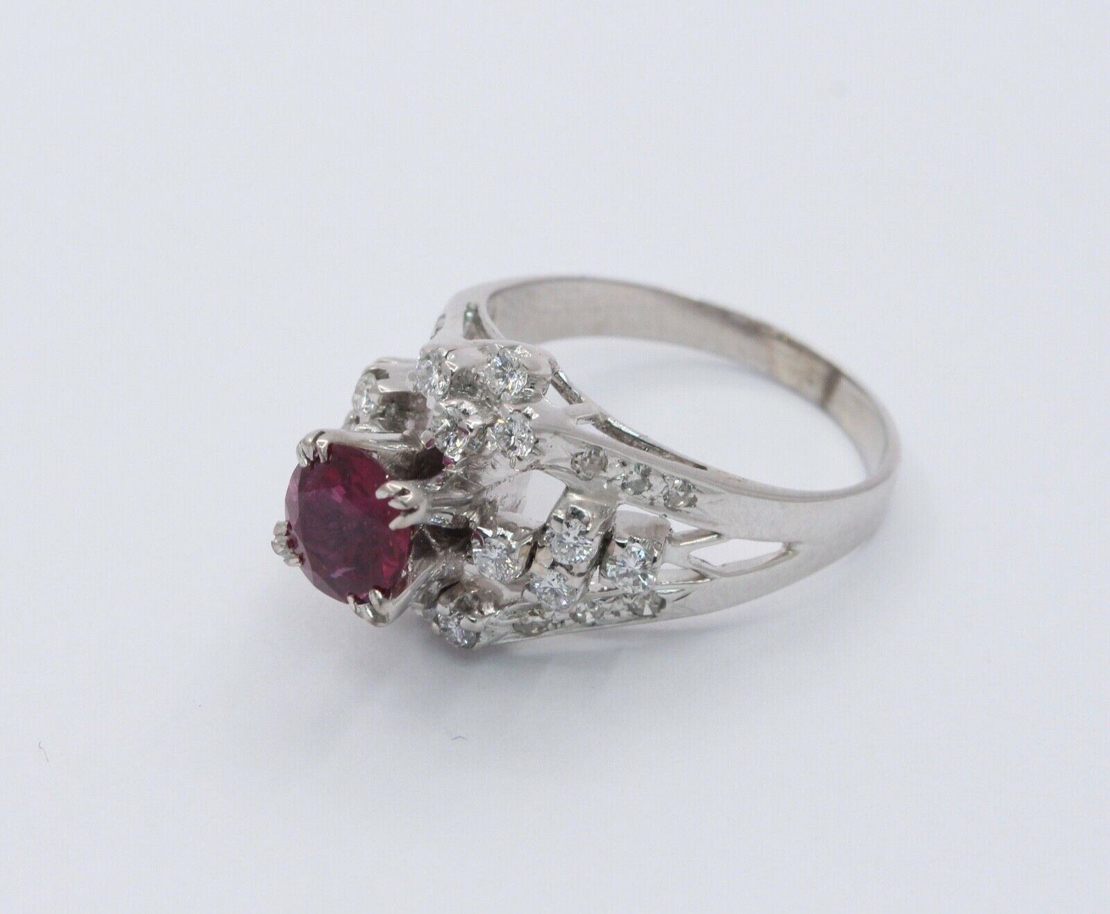 Vintage Ladies Ruby Diamonds 925 Silver Ring