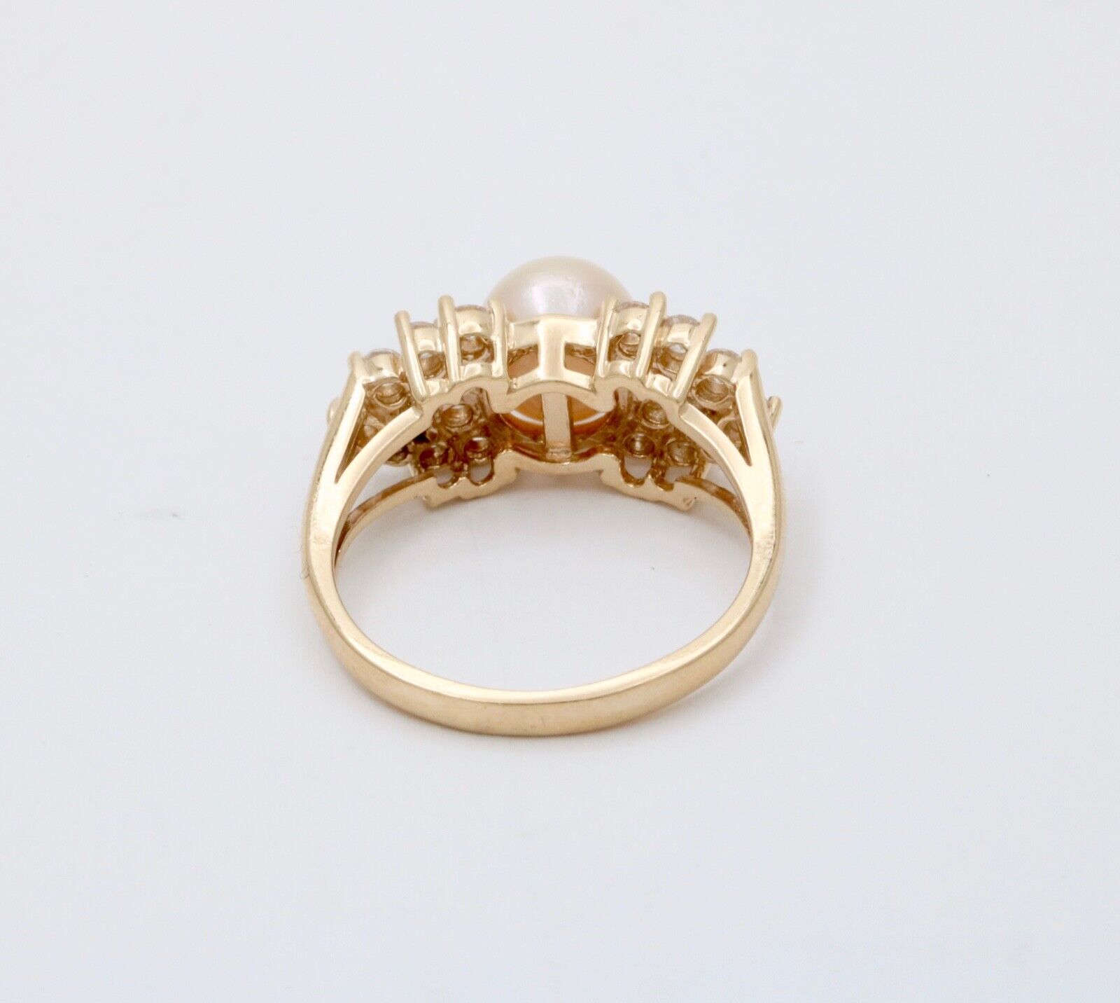Vintage 10K Gold Pearl Cocktail Ring.