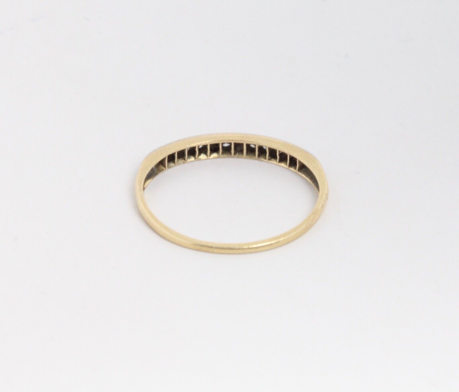 Vintage 14K Yellow Gold Diamond Wedding Band