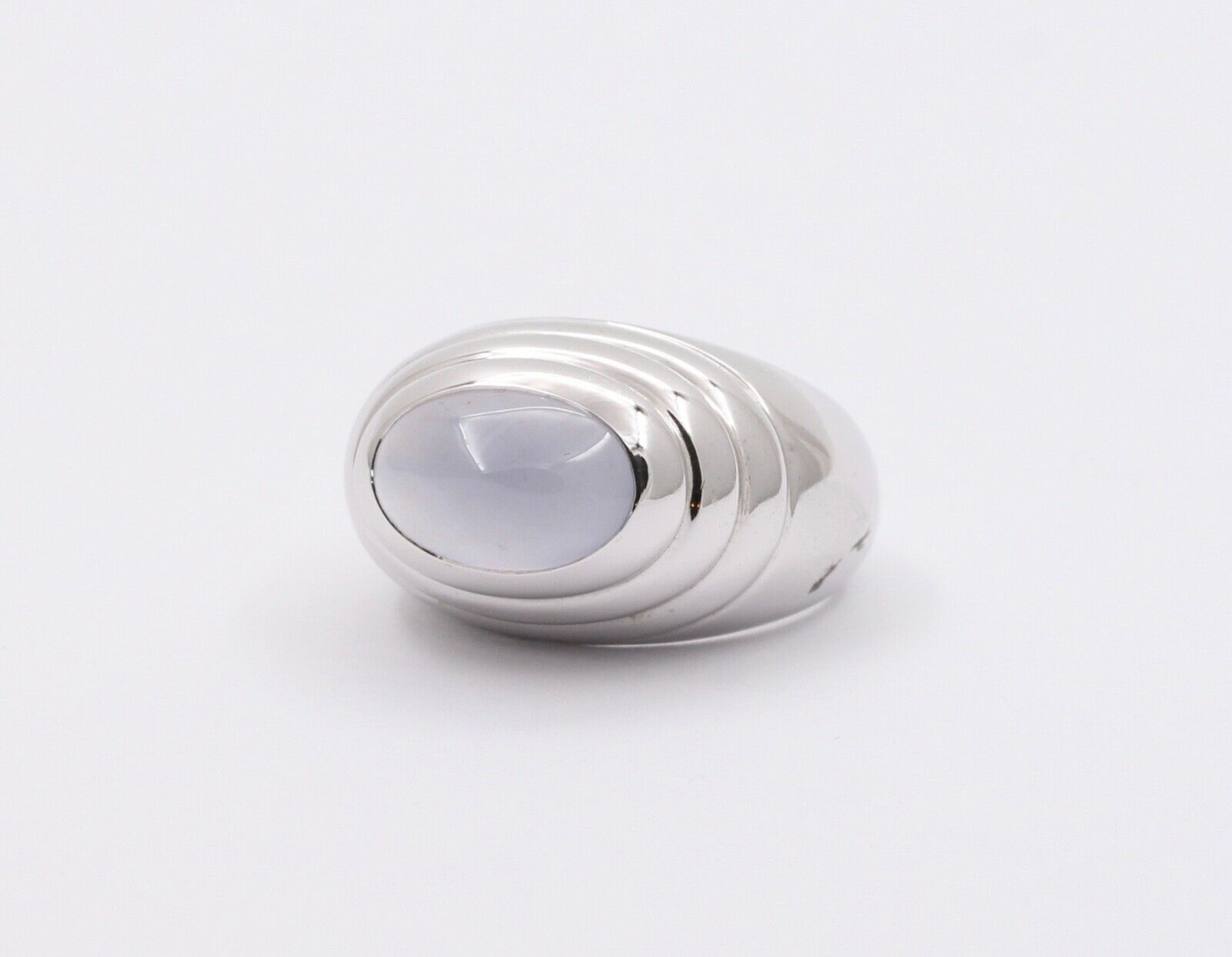 Boucheron Blue Chalcedony 18K White Gold Vintage Ring