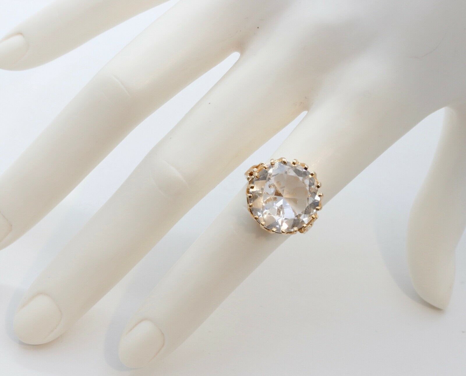 Vintage 14K Yellow Gold Crystal Ring