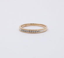 Load image into Gallery viewer, Vintage 10K Yellow Gold Diamond Band
