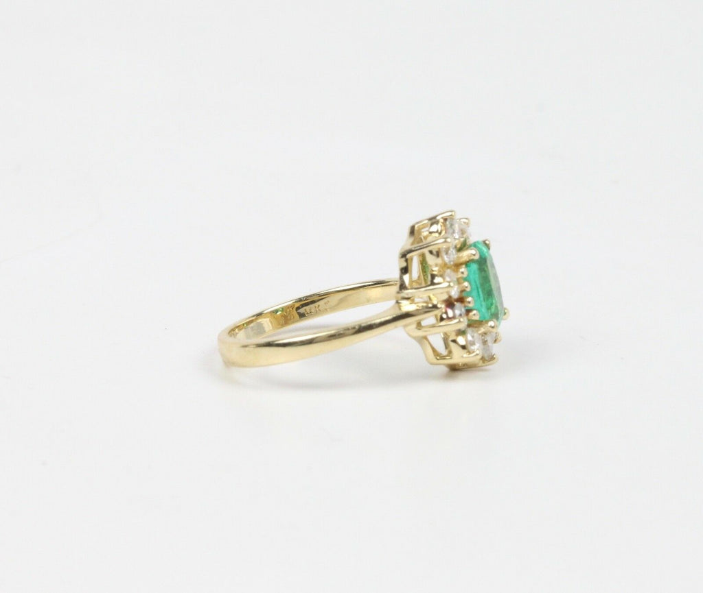 Vintage Emerald 1.25 Cts and  Diamond 14K Yellow Gold Ladies Ring