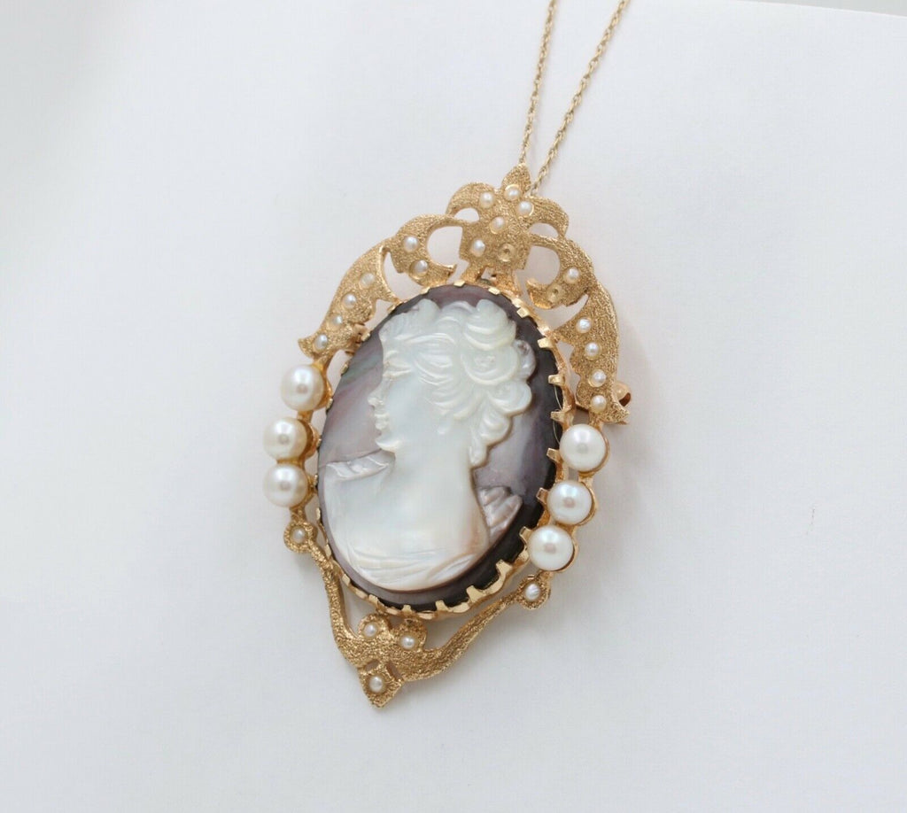 Vintage 14K Yellow Gold Carved Mother Of Pearl Cameo Brooch, Pin.