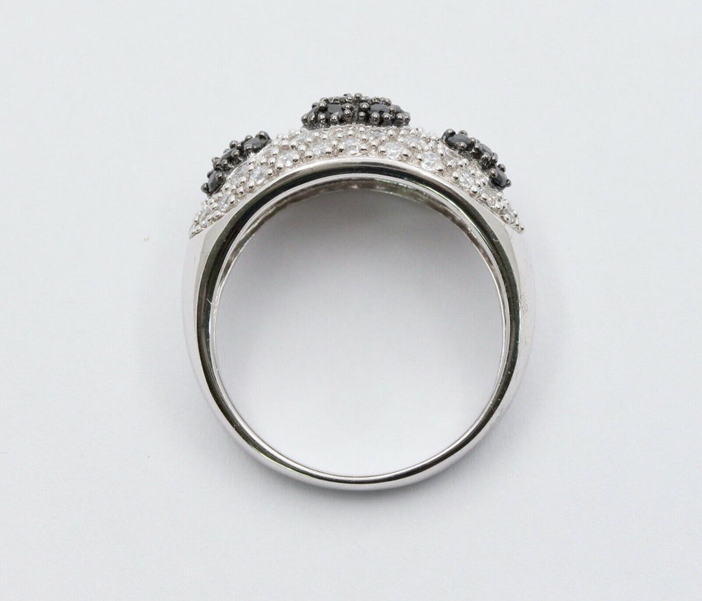 14k White Gold Black & White Cubic Zirconia Heart Ring