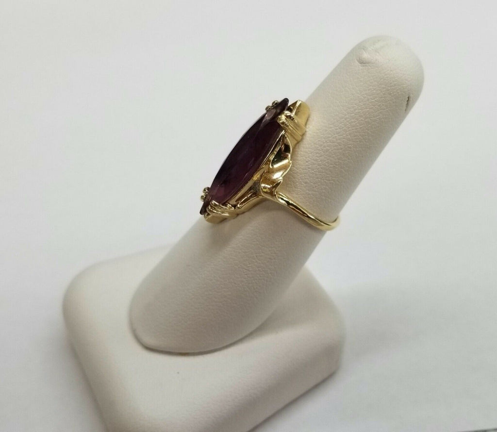 Vintage Ladies 14K Yellow Gold Bypass Iolite Ring