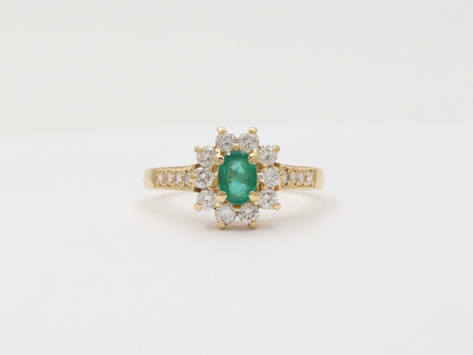 Vintage Cluster Emerald Diamonds 18K Yellow Gold Ring