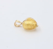 Load image into Gallery viewer, Vintage 14K Yellow Gold Murano Venetian Glass Heart Charm Pendant.
