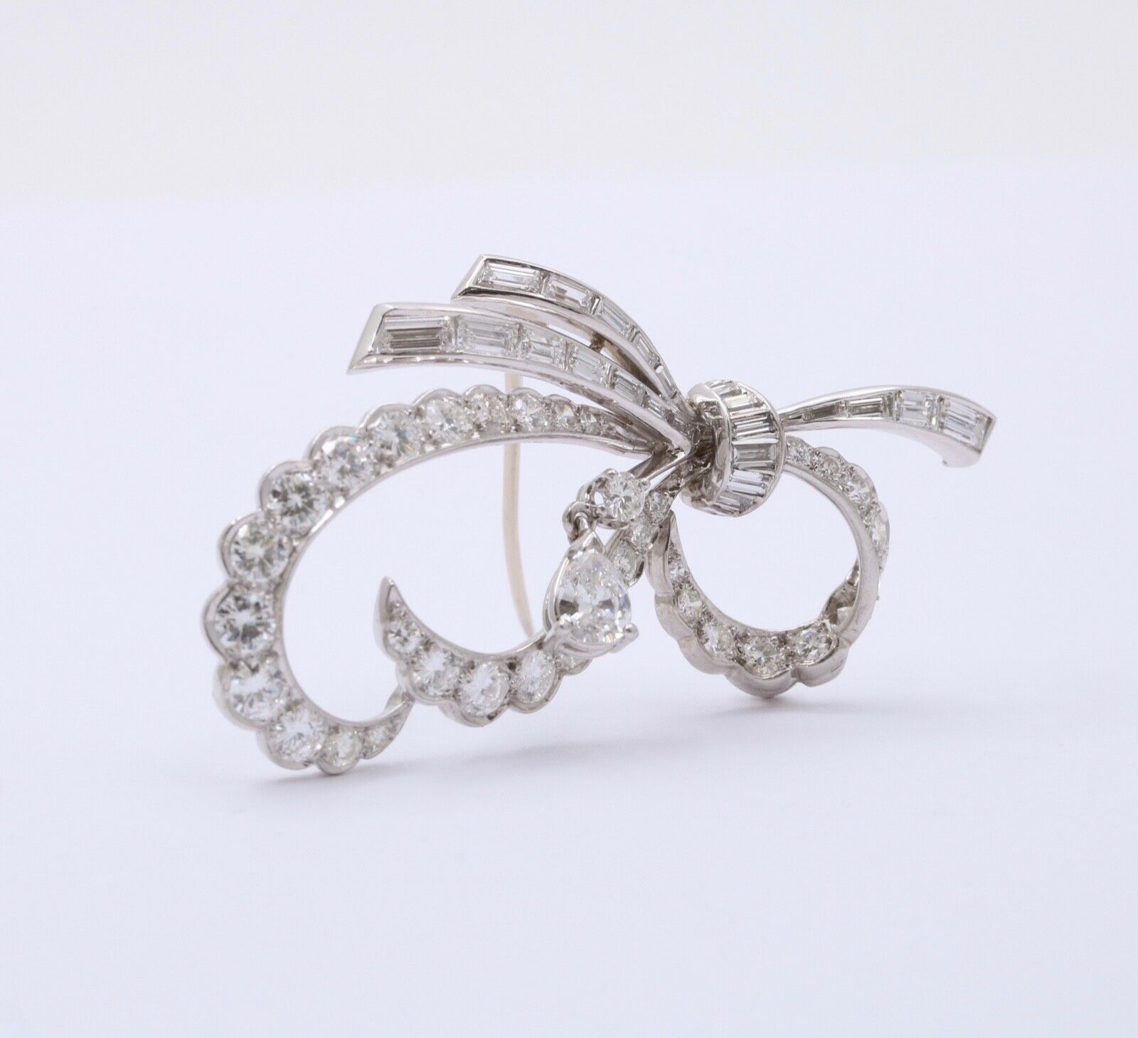 Vintage Ribbon Diamonds Platinum Brooch Pendant