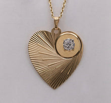 Load image into Gallery viewer, Vintage Heart 14K Yellow Gold CZ Pendant
