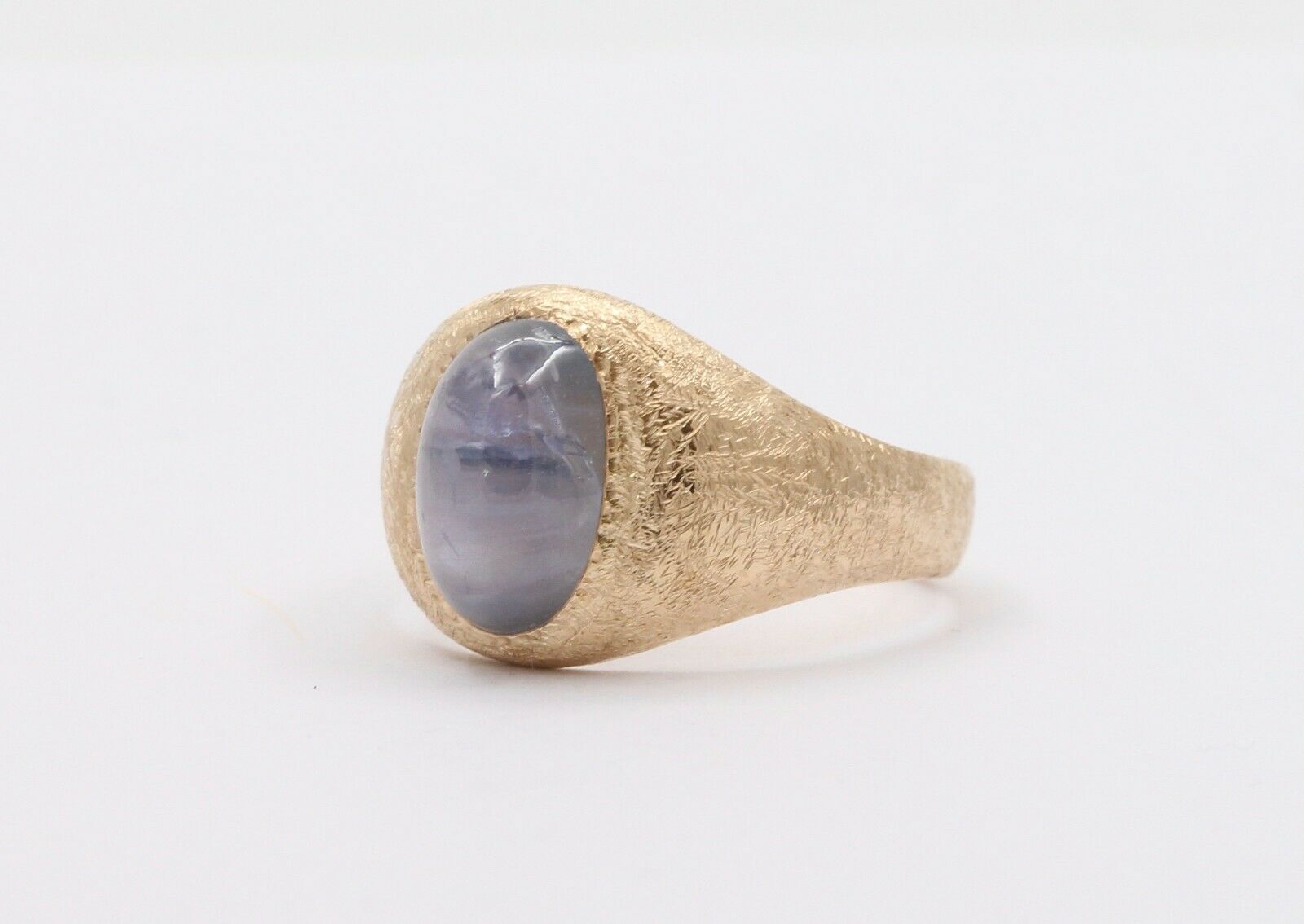 Vintage Men's 14K Yellow Handmade Star Sapphire Ring