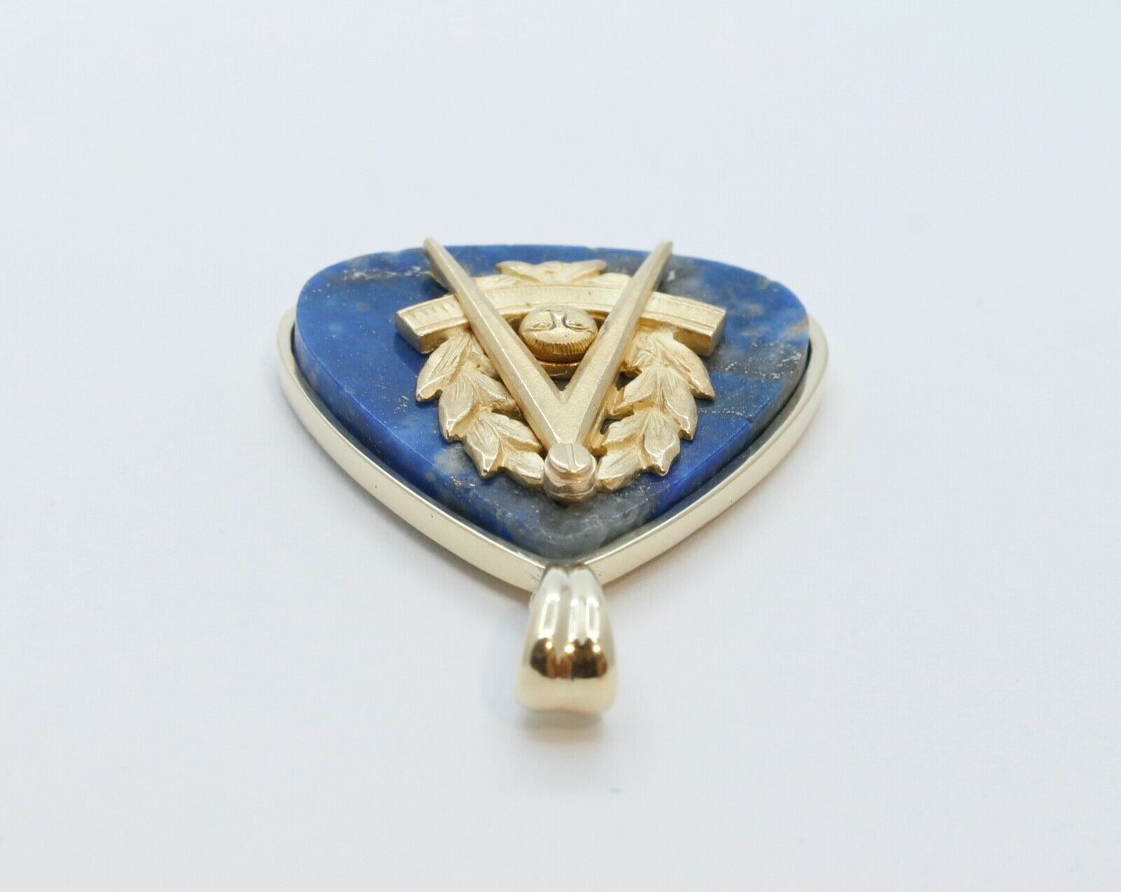 Vintage 18K Yellow Gold Lapis Past Master Masonic Pendant