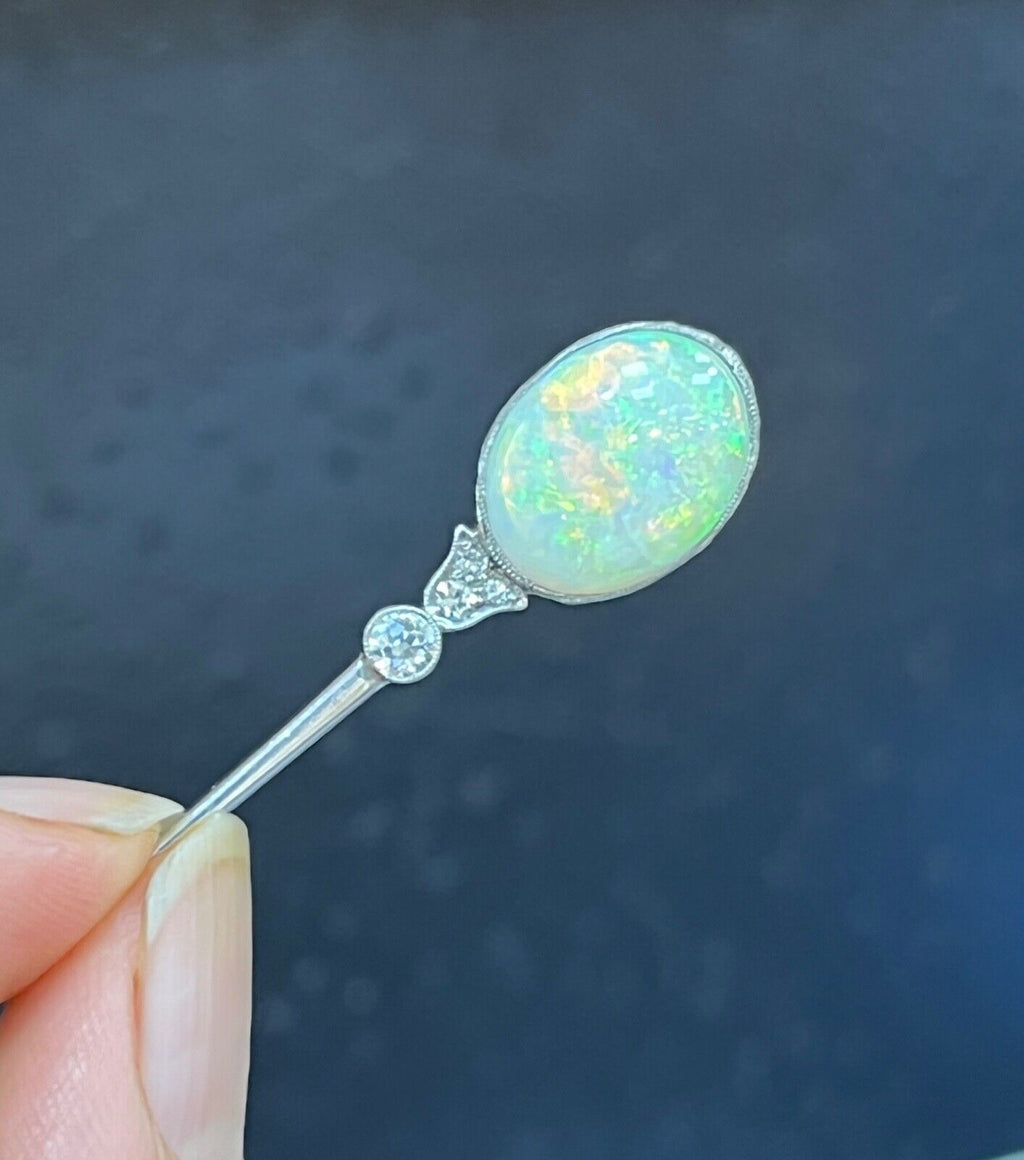 Art deco Opal and Diamond 18K Gold Brooch, Pin