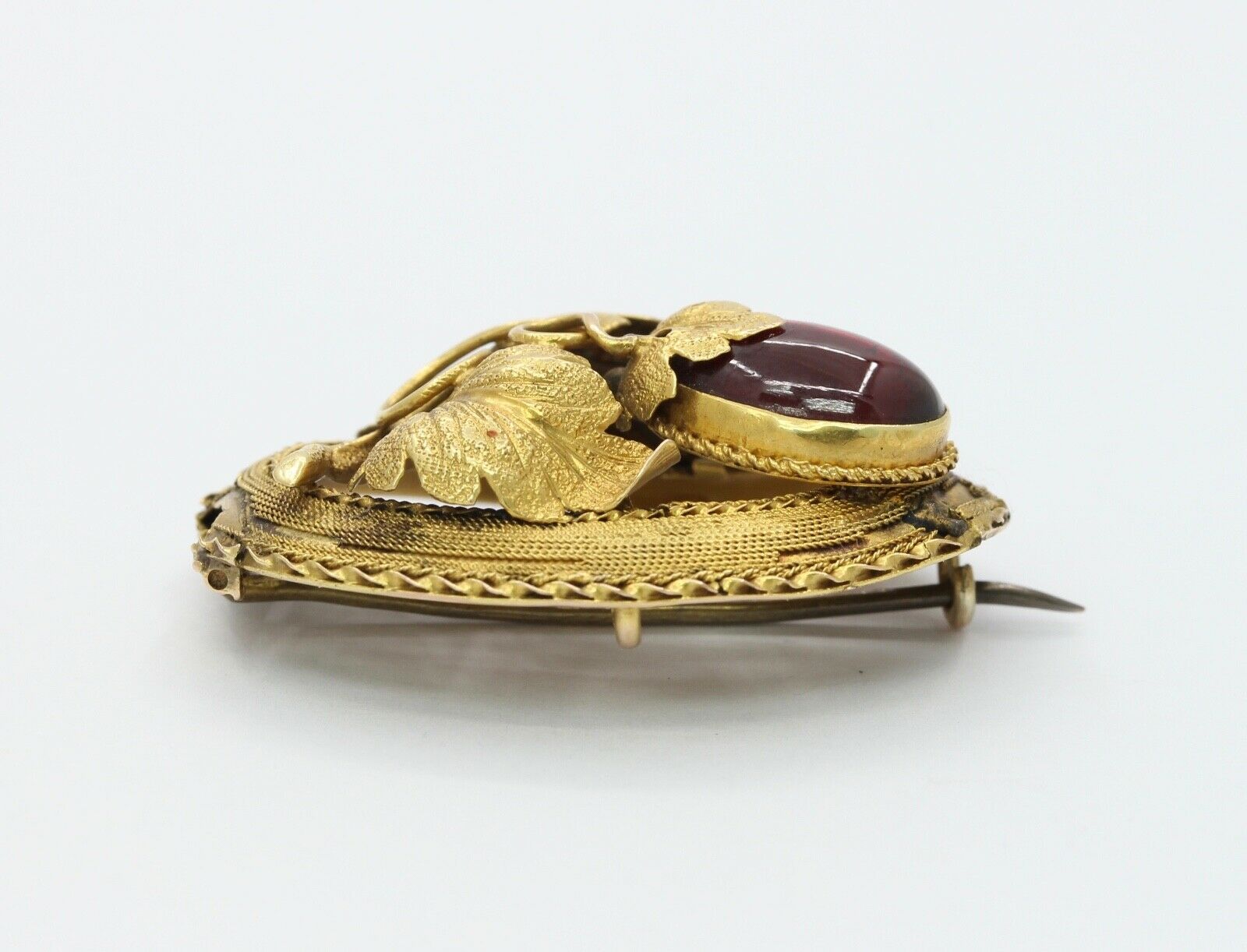 Victorian Ladies Amethyst 14K Yellow Gold Hibiscus Vine Brooch Pin