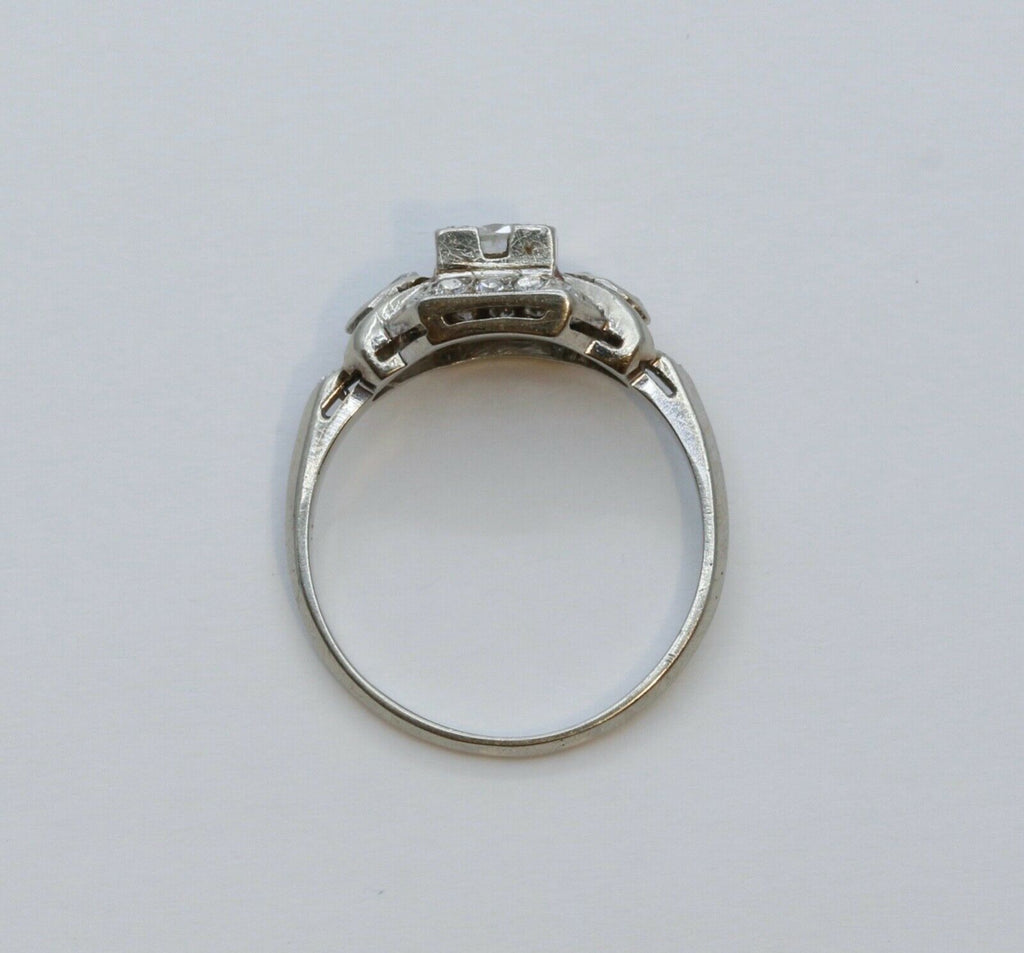 Art Deco 18K White Gold Diamonds Ring